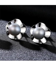 2 Colors Available Natural Pearl Inlaid Flower Design 925 Sterling Silver Stud Earrings
