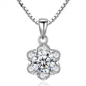 Glistening Cubic Zirconia Snowflake Pendant 925 Sterling Silver Necklace