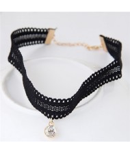 Round Gem Pendant Hollow Black Lace Costume Necklace