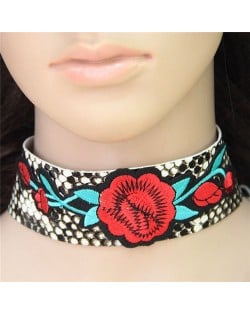 Roses Embroidery Snake Leather Texture Fashion Choker Necklace