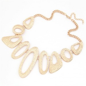 Bold Irregular Hoops Design Short Costume Necklace