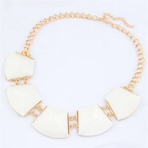Trapezoid Resin Gems Design Short Costume Necklace - White