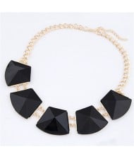 Trapezoid Resin Gems Design Short Costume Necklace - Black