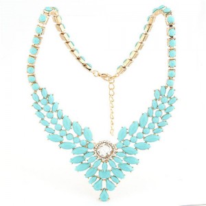 Resin Gems Embellished Young Fashion Statement Necklace - Blue