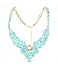 Resin Gems Embellished Young Fashion Statement Necklace - Blue
