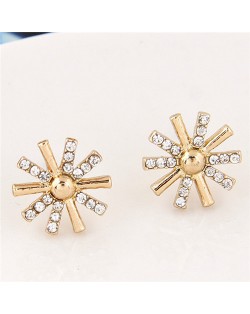 Rhinestone Embellished Shining Snowflake Design Fashion Earrings - Golden