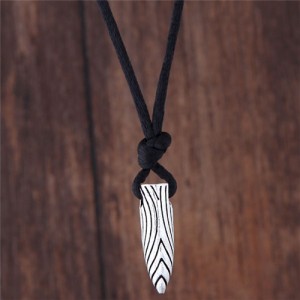 Vintage Decorated Engraving Pattern Bullet Pendant Fashion Necklace