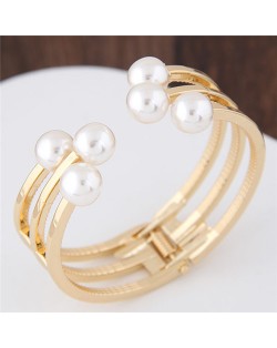 Pearl Embellished Open-end Fashion Alloy Bangle - Golden