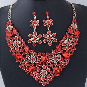 Rhinestone Inlaid Hollow Flowers Cluster Fashion Necklace and Earrings Set - Red