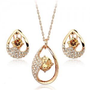 Crystal Inlaid Oval Waterdrop Design 18k Rose Gold Stud Earrings