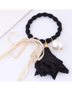 Trumpet Flower Pearl and Bowknot Decorated Korean Fashion Hair Band - Black