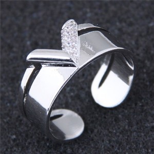 Cubic Zirconia Inlaid V Style Fashion Ring - Silver