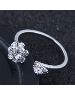 Korean Fashion Sweet Dimentional Flower and Leave Open Style Ring