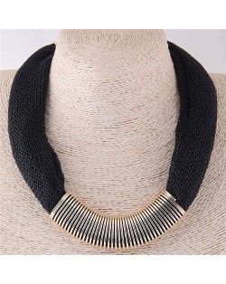 Alloy Wire Decorated Chunky Thick Chain Design High Fashion Costume Necklace - Black