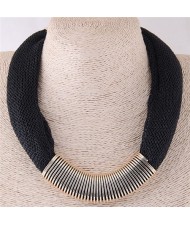 Alloy Wire Decorated Chunky Thick Chain Design High Fashion Costume Necklace - Black