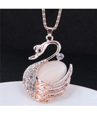 Graceful Rhinestone Embellished Swan Pendant Women Fashion Necklace