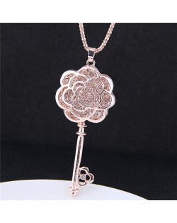 Rhinestone Inlaid Hollow Flower Design Key Pendant Golden Necklace