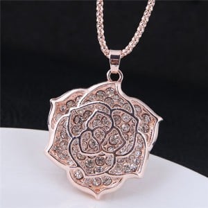 Shining Rhinestone Inlaid Hollow Rose Pendant Long Fashion Necklace
