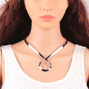 Artistic Waterdrop Design Alloy High Fashion Necklace - Silver
