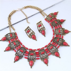 Turquoise Inlaid Vintage Hollow Folk Pattern Design Chunky Costume Necklace - Red