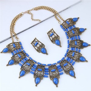 Turquoise Inlaid Vintage Hollow Folk Pattern Design Chunky Costume Necklace - Blue
