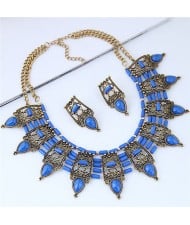 Turquoise Inlaid Vintage Hollow Folk Pattern Design Chunky Costume Necklace - Blue