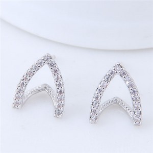 Cubic Zirconia Embellished Hoof Shape High Fashion Stud Earrings - Silver