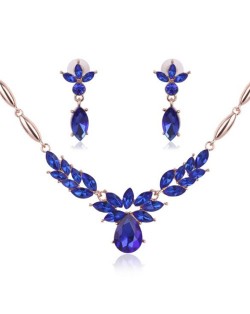 Rhinestone Flower Pattern Graceful 2pcs Golden Fashion Jewelry Set - Blue