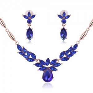 Rhinestone Flower Pattern Graceful 2pcs Golden Fashion Jewelry Set - Blue