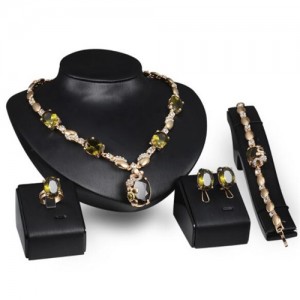 Gem Embellished Luxurious Design 4 pcs Fashion Jewelry Set