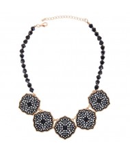 Black Hollow Foral Pattern Pendant Design Beads Women Fashion Necklace