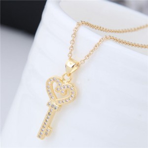 Shining Cubic Zirconia Embellished Love Heart Design Key Pendant Women Costume Necklace - Golden