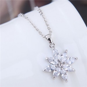 Glistening Cubic Zirconia Flower Pendant Long Chain Fashion Copper Necklace