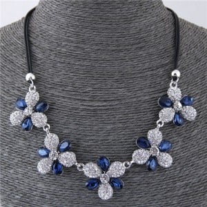 Glistening Summer Flowers High Fashion Rope Short Statement Necklace - Ink Blue