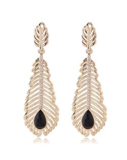 High Fashion Hollow Leaves Design Women Statement Earrings - Golden