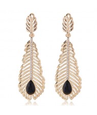 High Fashion Hollow Leaves Design Women Statement Earrings - Golden