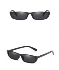 4 Colors Available Vintage Plain Square Frame Fashion Sunglasses