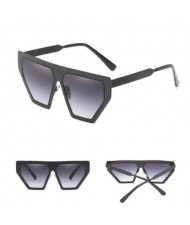 6 Colors Available Thick Pentagonal Frame Bold Fashion Sunglasses