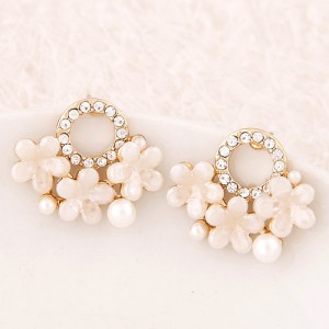 Modern Elegant Rhinestone Decorated Sea Shell Lily Ear Studs