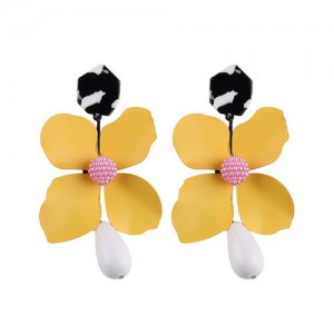 Vivid Chunky Flower Dangling Fashion Women Statement Earrings - Yellow