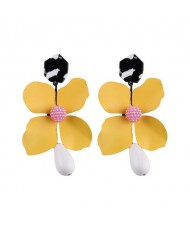 Vivid Chunky Flower Dangling Fashion Women Statement Earrings - Yellow