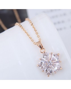 Delicate Cubic Zirconia Shining Flower Pendant Korean Fashion Costume Necklace - Golden