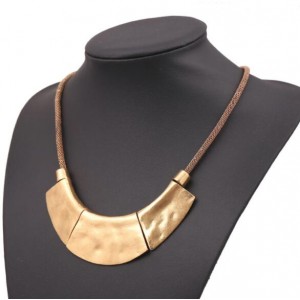 Vintage Coarse Texture Chunky Arch Pendant Fashion Costume Necklace - Golden