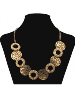 Coarse Hoops and Round Plates Combo Design Chunky Style Alloy Costume Necklace - Golden