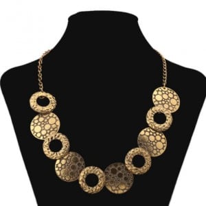 Coarse Hoops and Round Plates Combo Design Chunky Style Alloy Costume Necklace - Golden