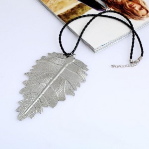 Giant Alloy Leaf Pendant High Fashion Rope Necklace - Silver