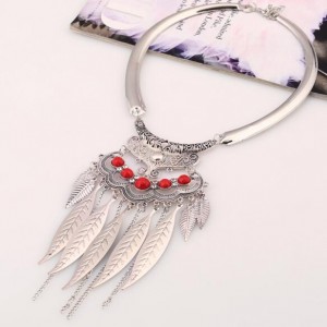 Alloy Leaves Tassel Fashion Resin Gems Decorated Folk Style Statement Necklace - Silver and Red