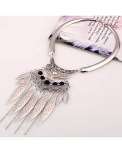 Alloy Leaves Tassel Fashion Resin Gems Decorated Folk Style Statement Necklace - Silver and Black