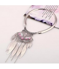 Alloy Leaves Tassel Fashion Resin Gems Decorated Folk Style Statement Necklace - Silver and Pink