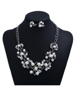 Artificial Pearl Inlaid Hollow Leaves Alloy Fashion Costume Necklace and Earrings Set